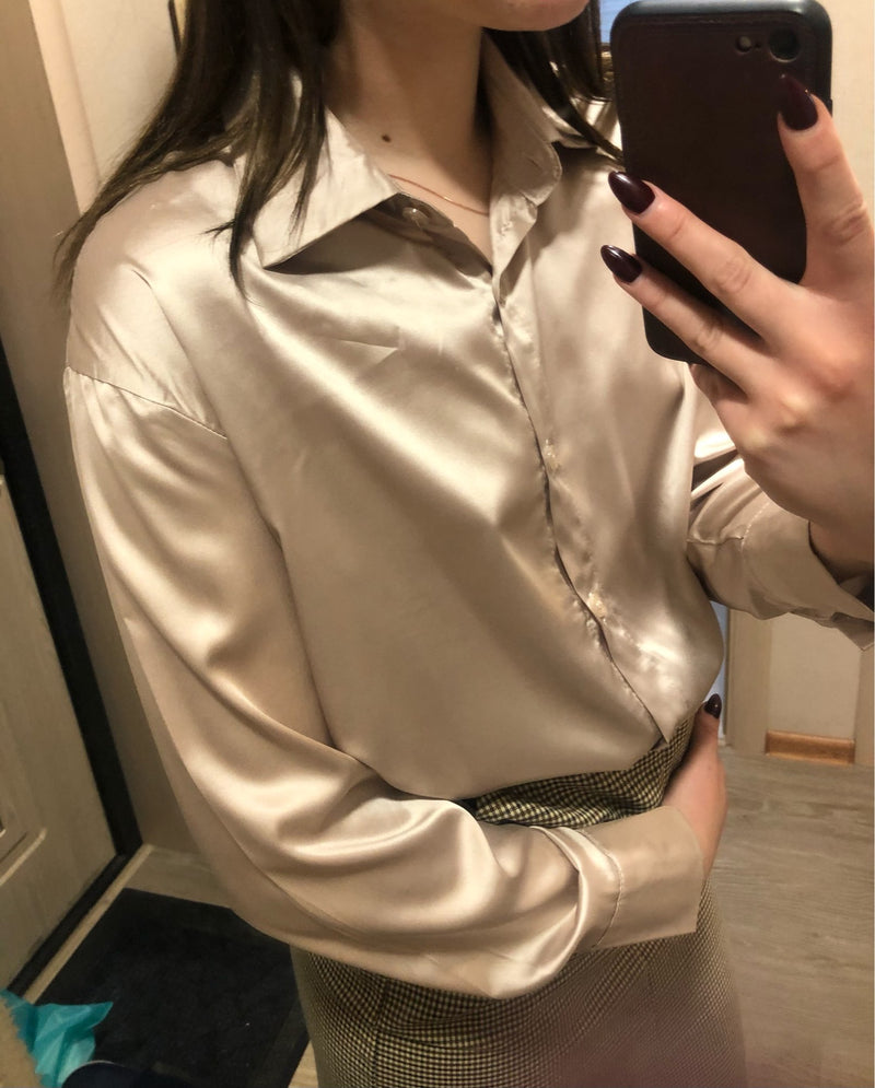 Camisa Feminina Vintage Branca de Seda de Cetim