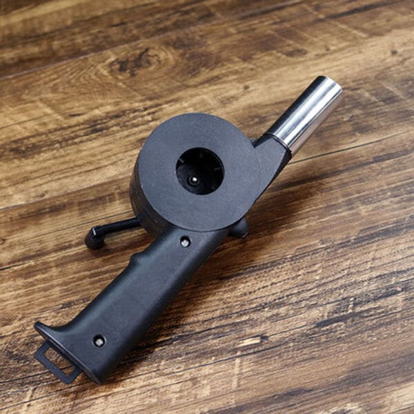 Acendedor de Churrasqueira Blower Max + Livro Exclusivo: 30 Receitas que Você Nunca Fez Antes